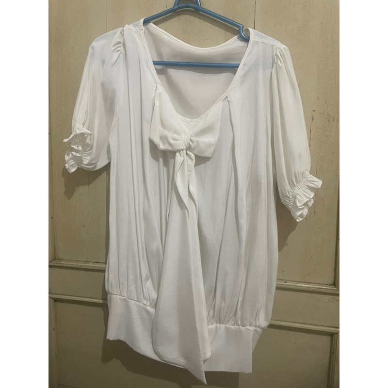 [PRELOVED] COQUETTE WHITE BLOUSE