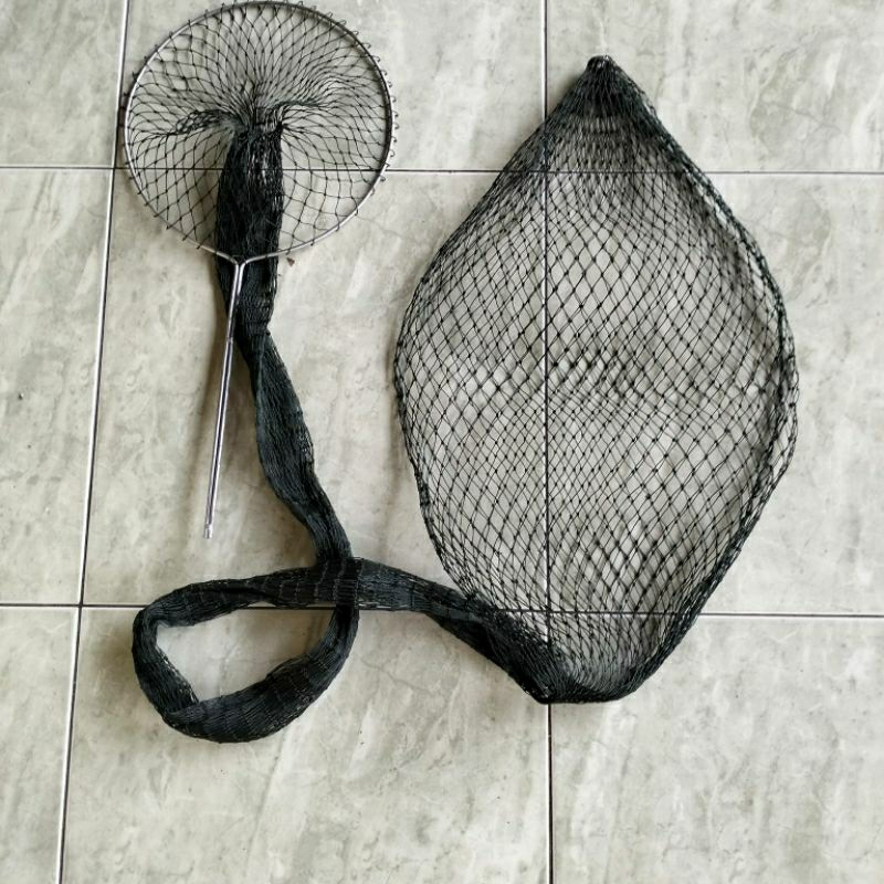 Tempat Ikan Ring Tusuk