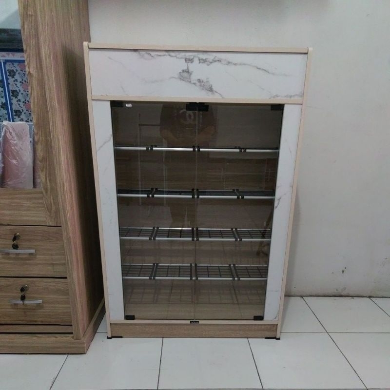 Lemari Sepatu Minimalis