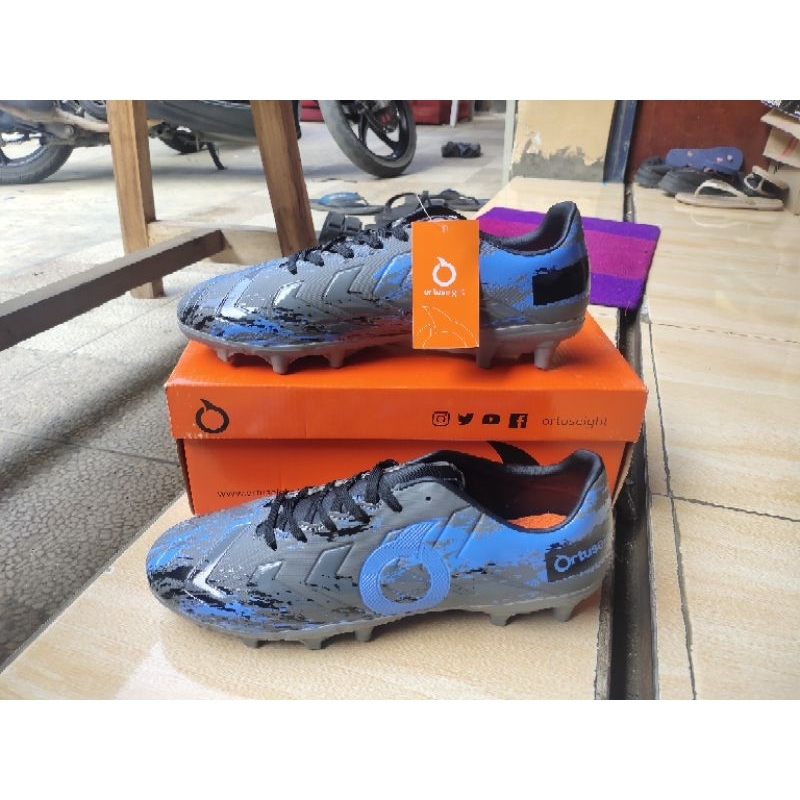 Sepatu Bola Ortuseight Original