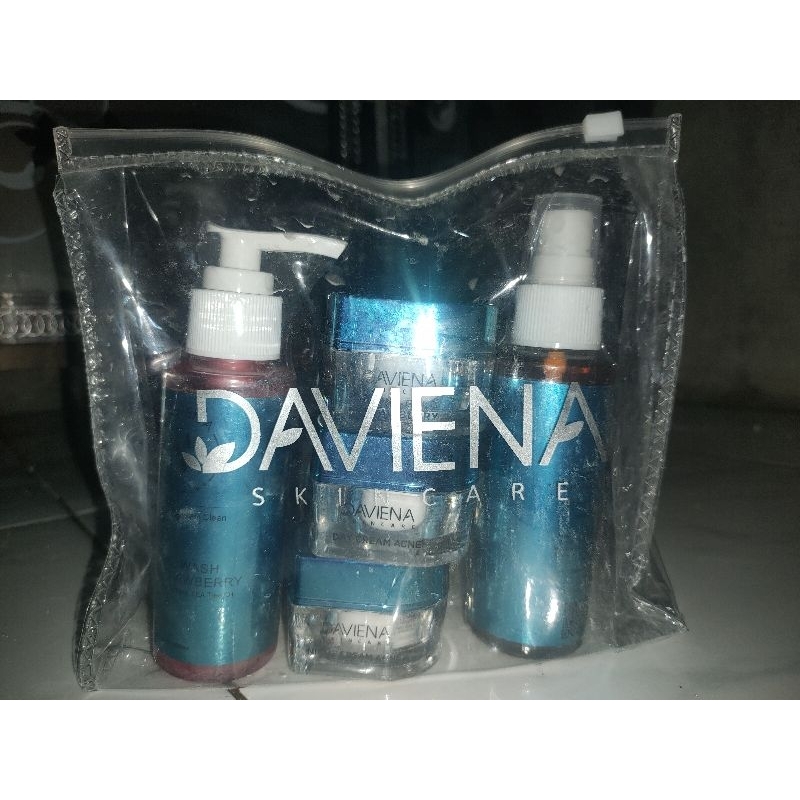 Daviena ACNE SERIES