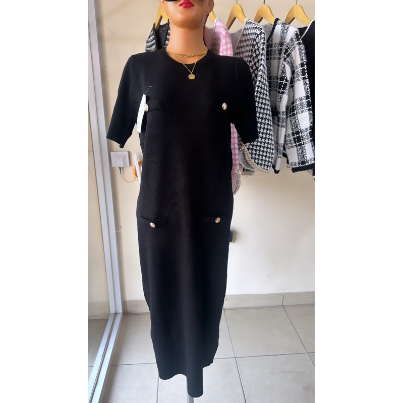 Dress premium