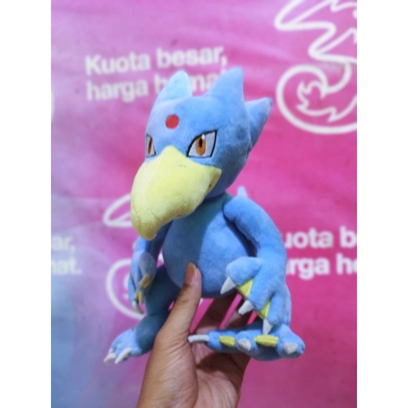 Boneka pokemon golduck