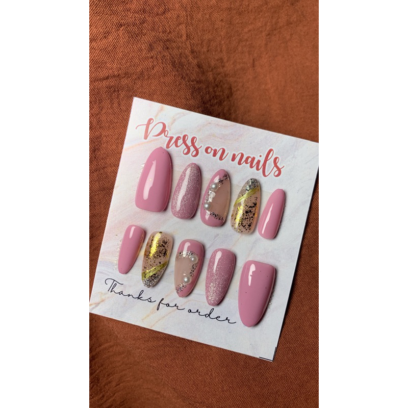 press on nails