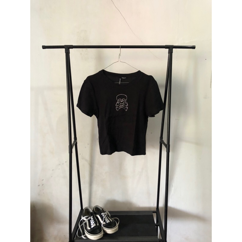 hnm skull top