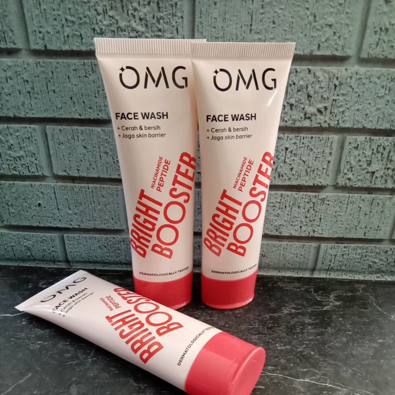 OMG bright booster face wash