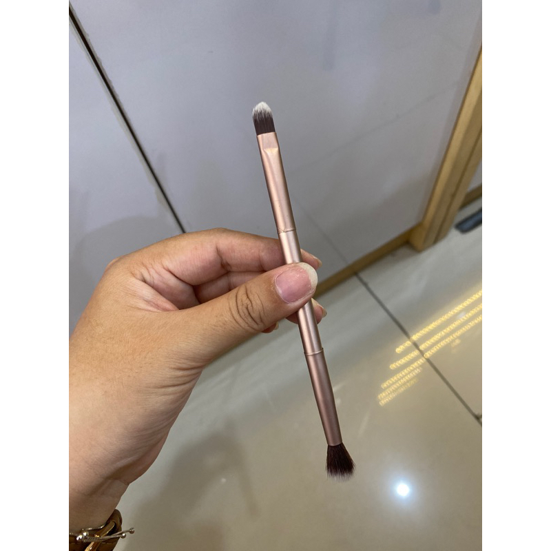 Kuas Eyeshadow 2 Sisi