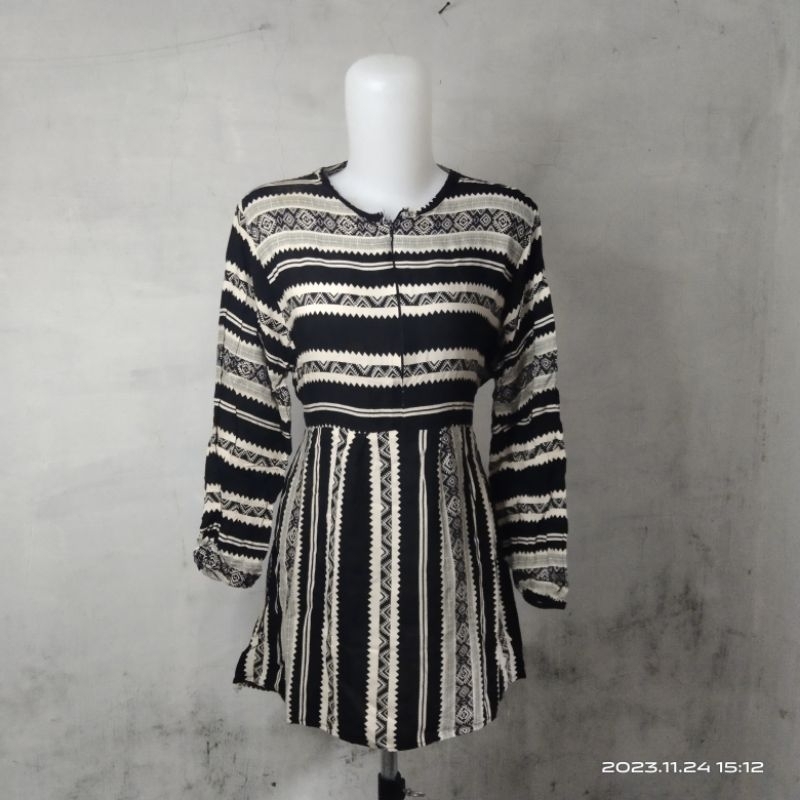 Baju preloved serba 25k