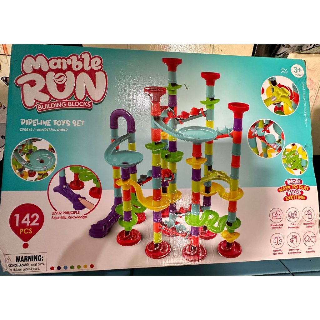 Preloved marble run 142pcs