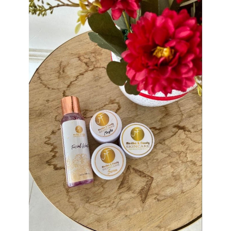 FACIALL WASH BY AZALEA