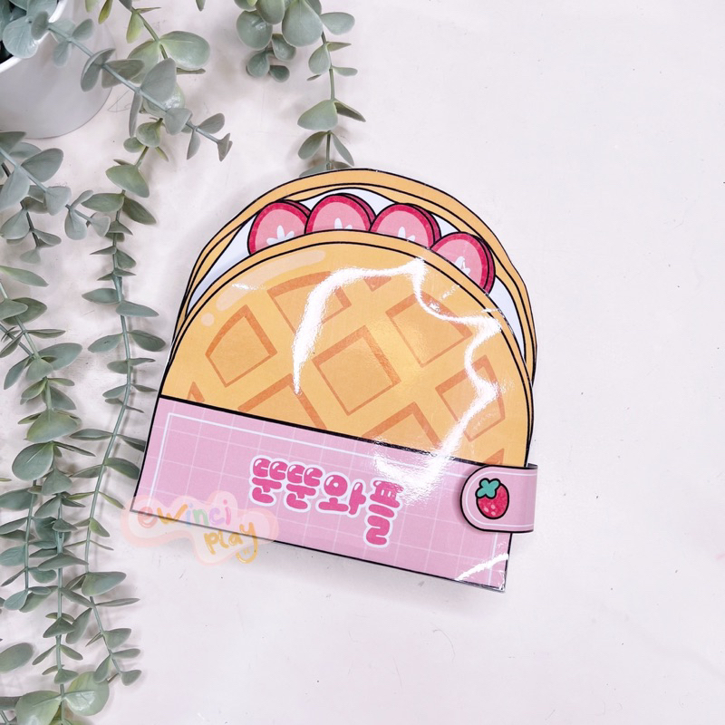 WAFFLE - squishy book - mainan anak