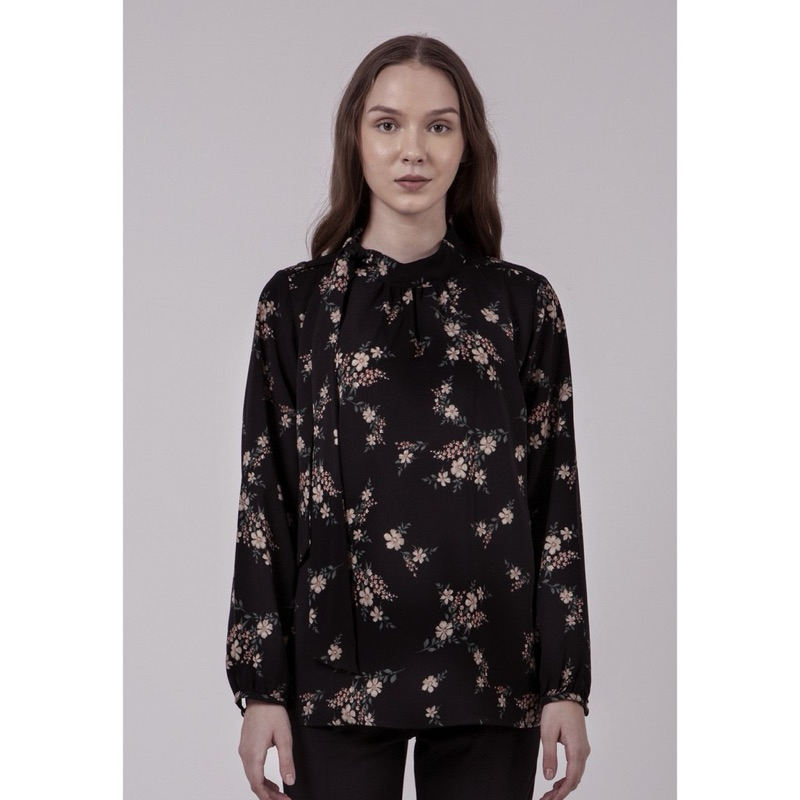 Prelove loose blouse executive