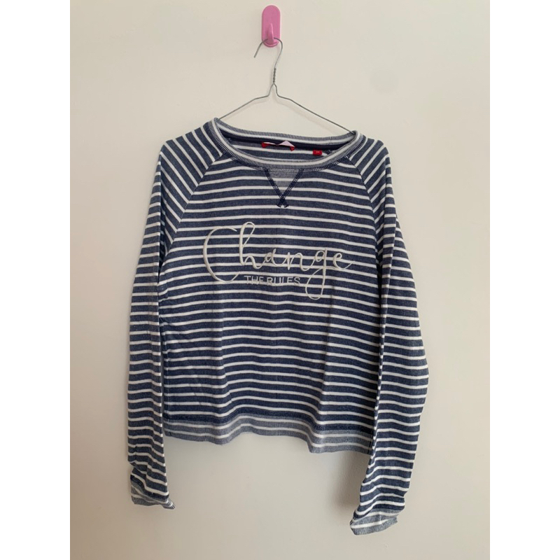 PRELOVED SWEATSHIRT GARIS-GARIS