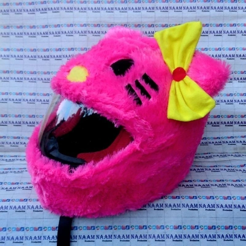 Cover Helm Karakter