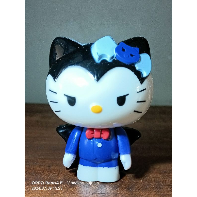 action figure hello kitty mega monster costplay