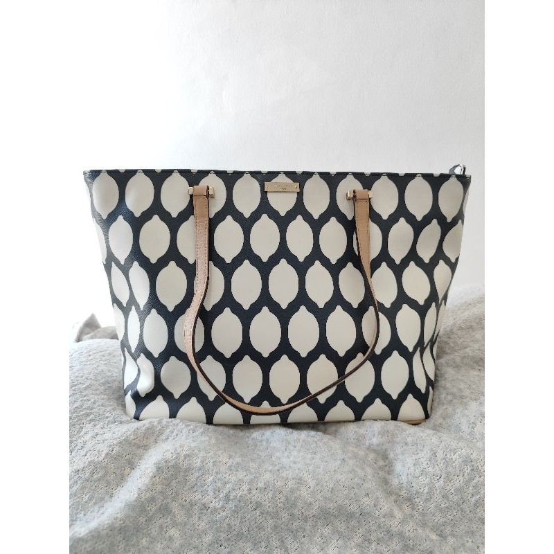 Preloved authentic bag