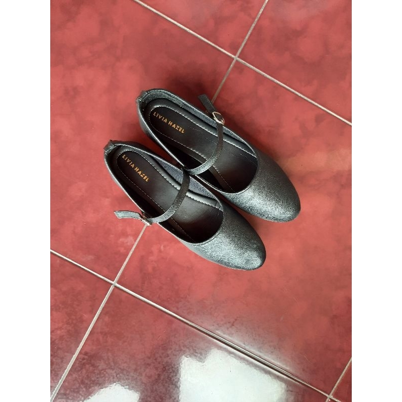 preloved flatshoes hitam