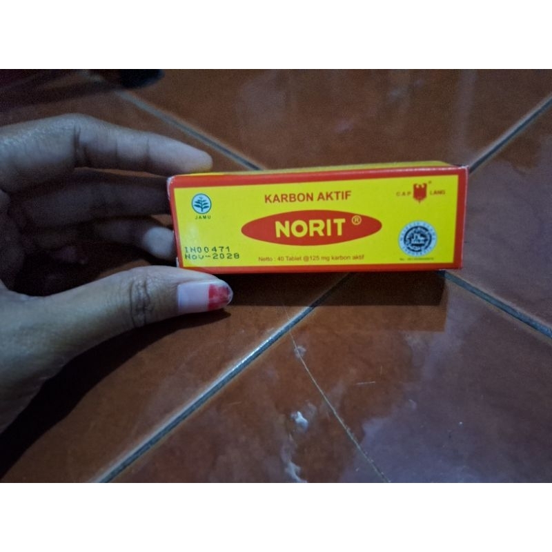 Cap Lang Norit 40 tablet Activated Carbon