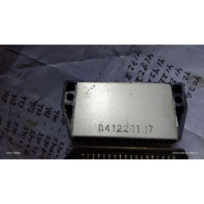 Ic stk 4122