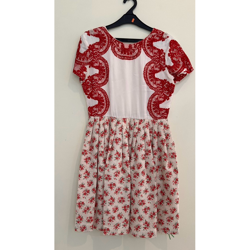 Preloved - dress bunga merah