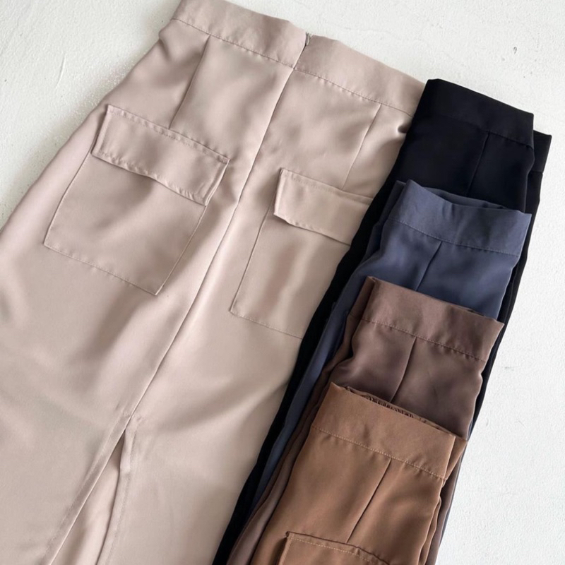 POLYSTER CARGO SKIRT