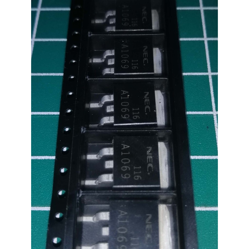 Original 1069 2SA1069 TO-263 Ecu Chip Power Transistor