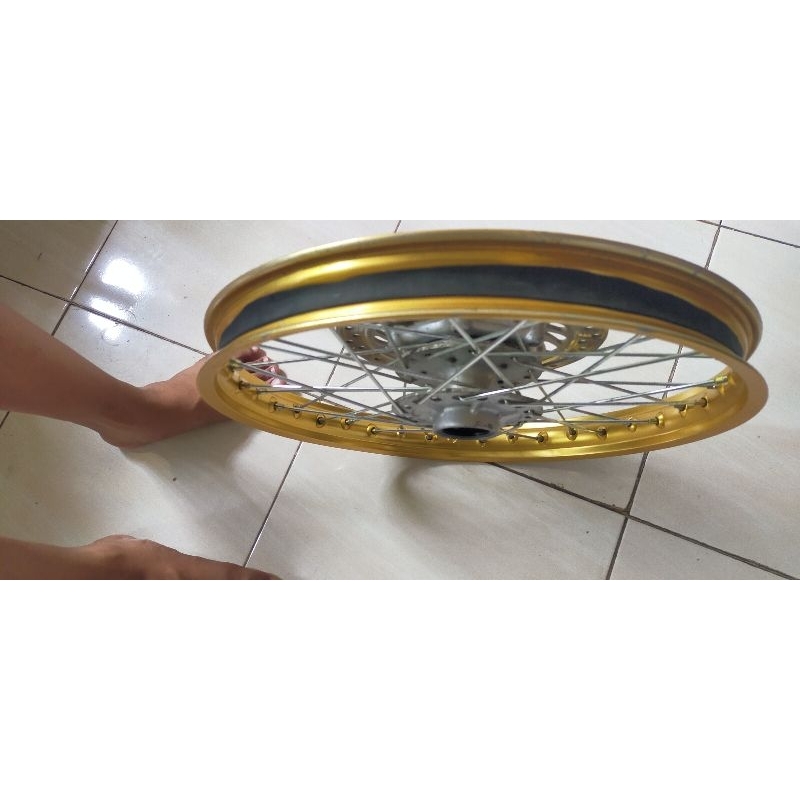 velg depan mp