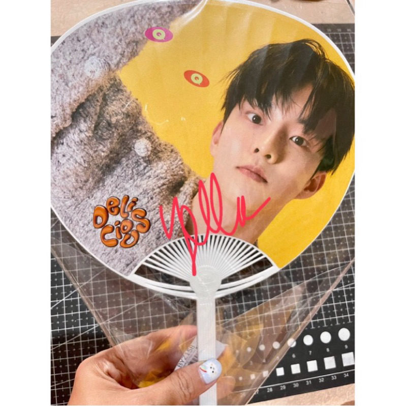 THE BOYZ Uchiwa Fan