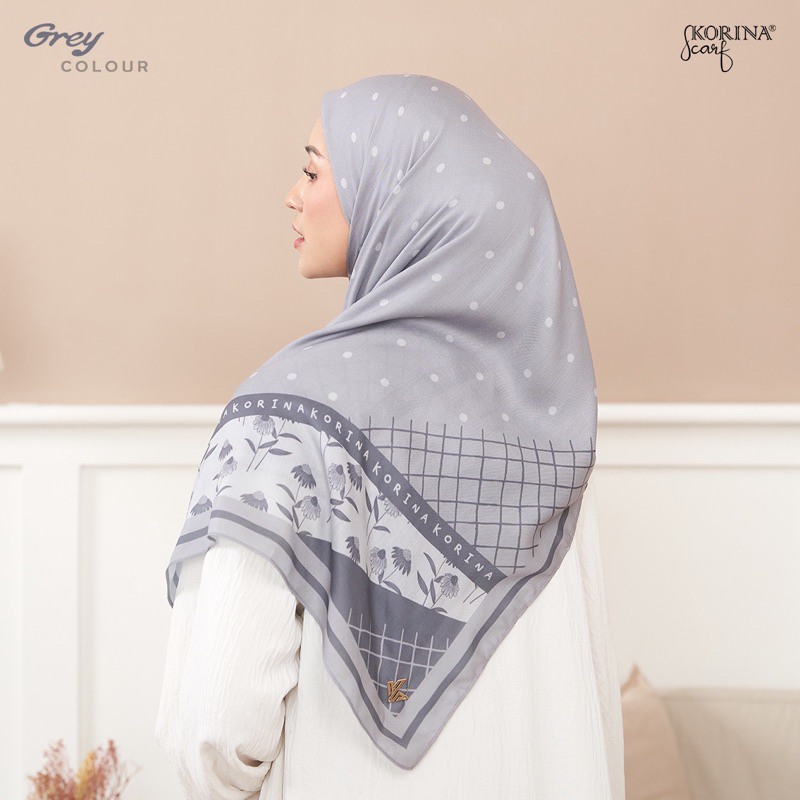Korina dotty pattern scarf