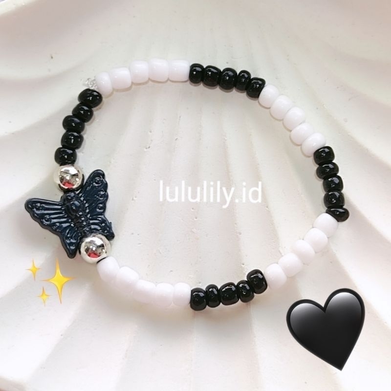 Oliv Bracelet by Lululily