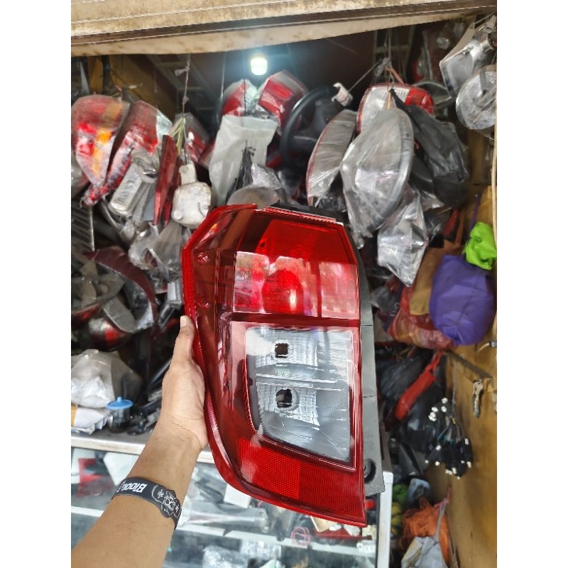 Stoplamp Sigra/Calya