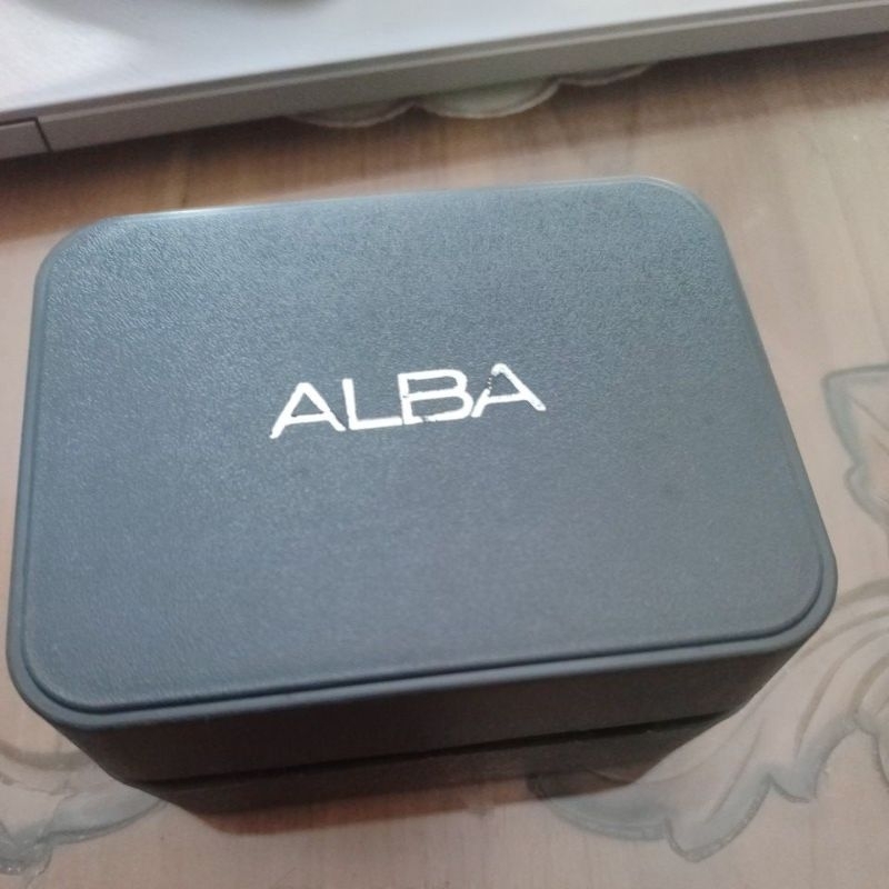 jam tangan Alba