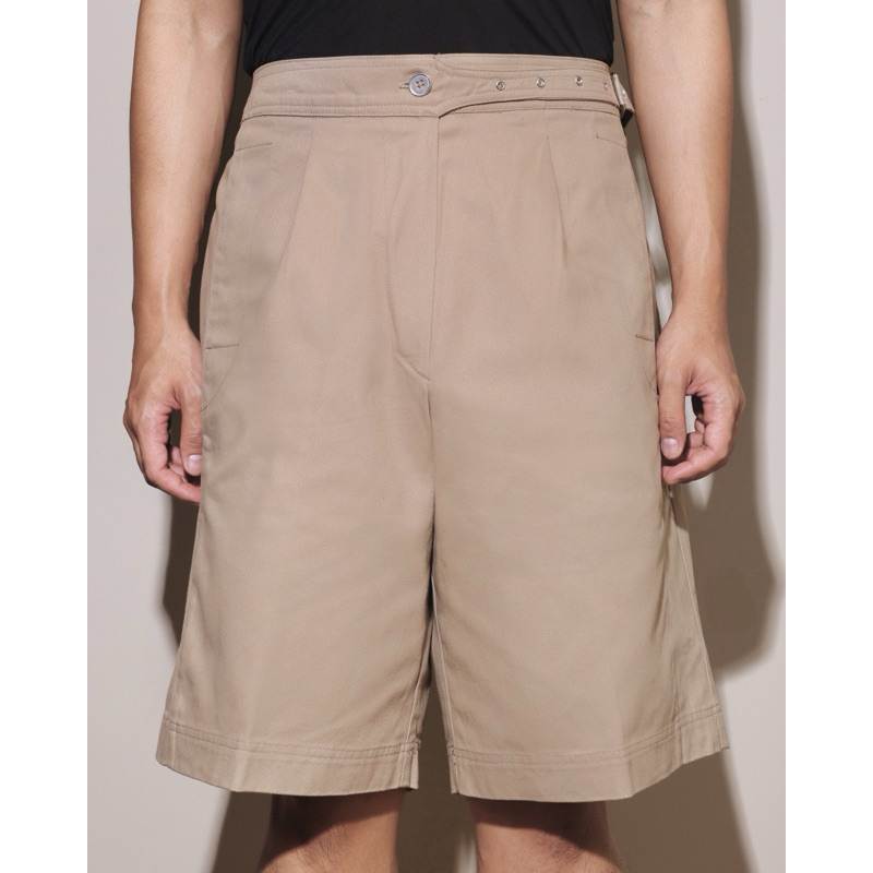 √ 3 pants