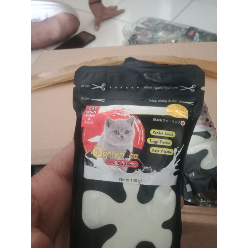 Susu kiiten & kucing hami100gr
