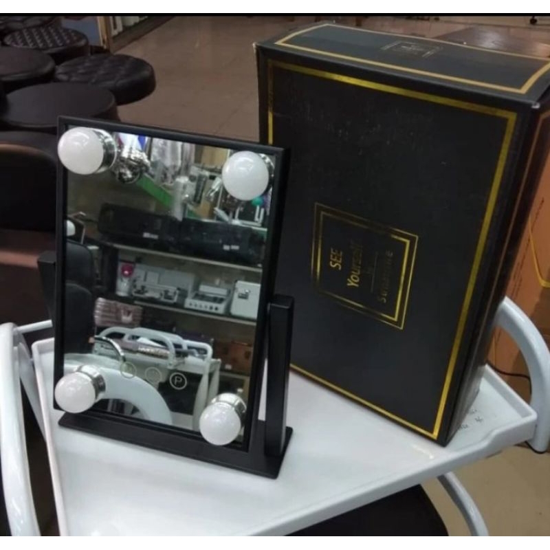 kaca cermin 4lampu LED (kaca makeup)