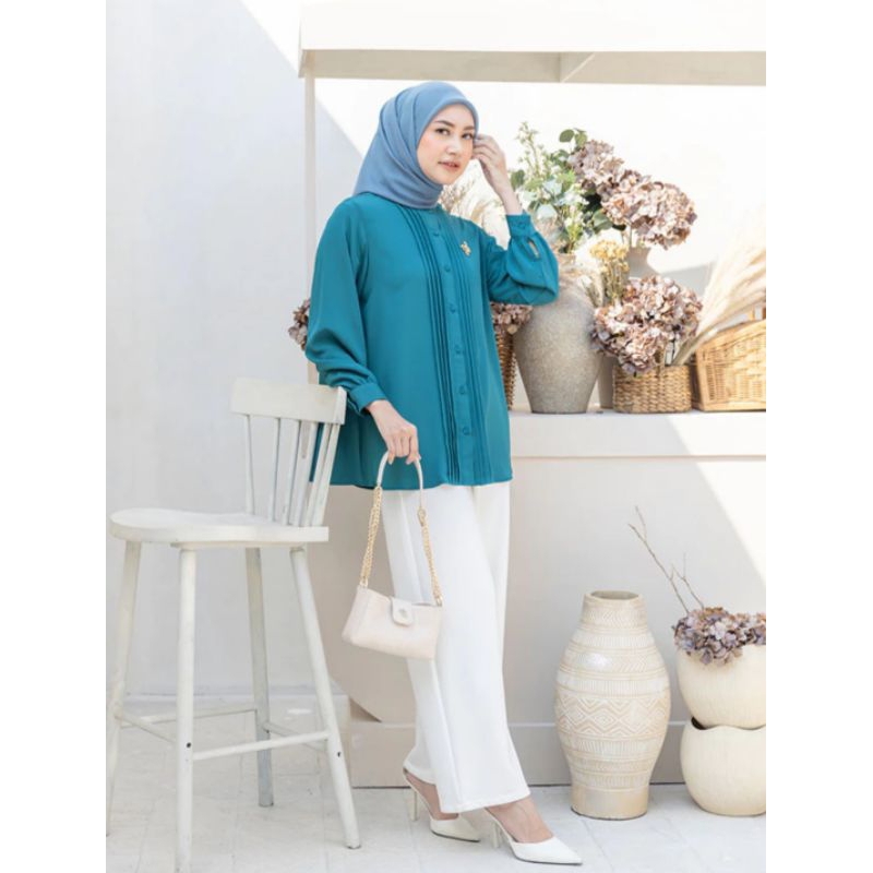 Heaven Light - Zena Blouse