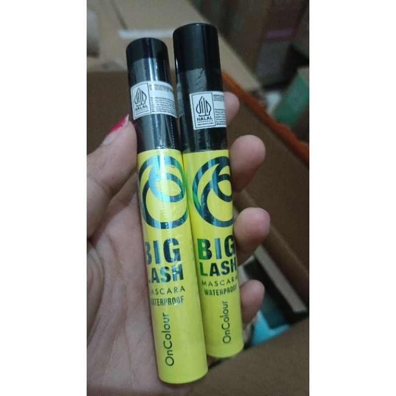 mascara kuning waterproof