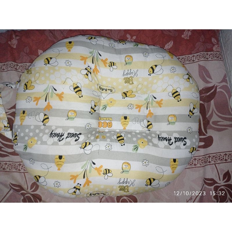 sofa bayi + bantal menyusui