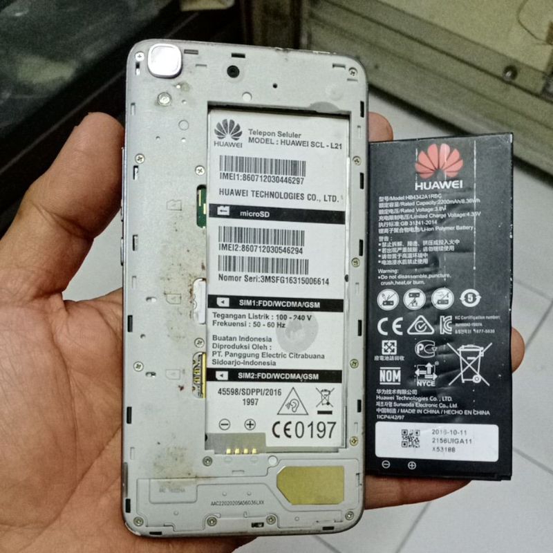 Lcd mesin Huawei scl-L21 normal
