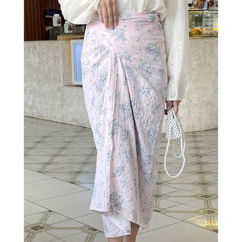 Aara Skirt