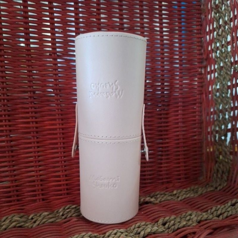 Brush holder