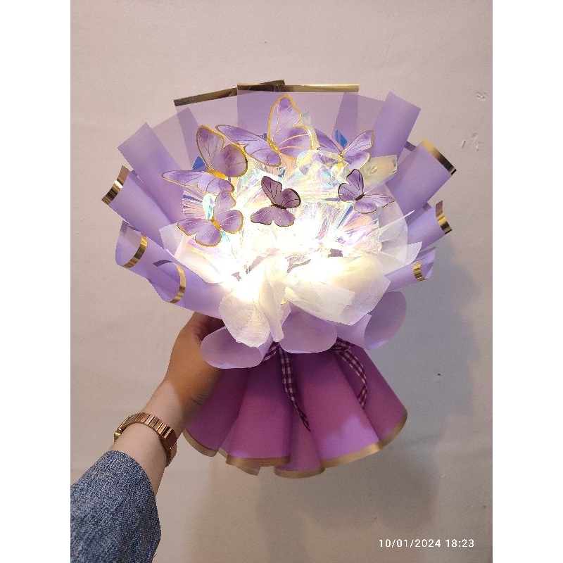 Buket kupu² LED(nyala)