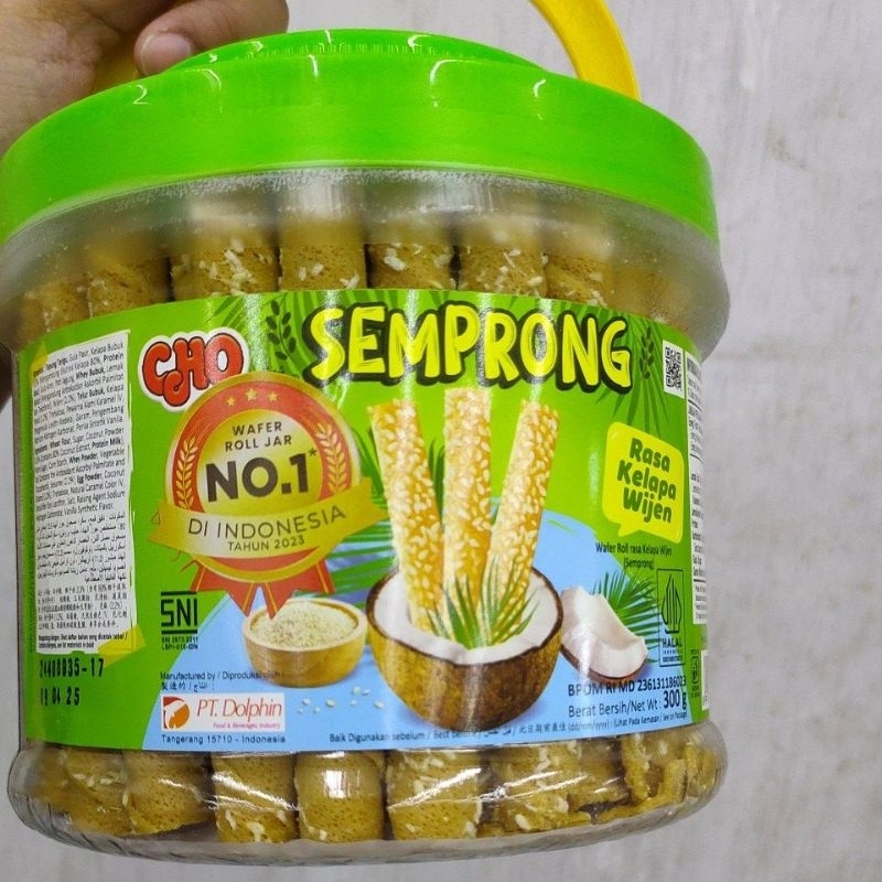 Cho Cho Semprong Wafer Roll