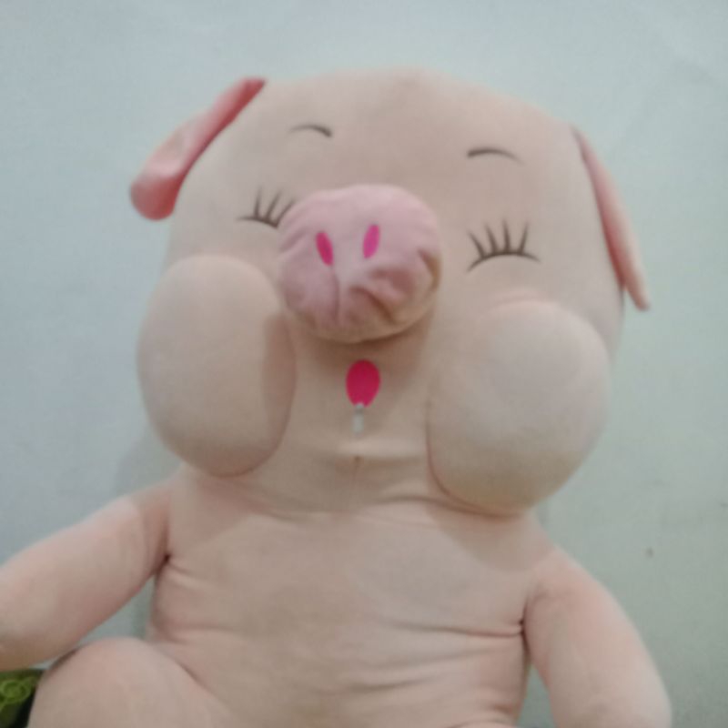 boneka karakter babi