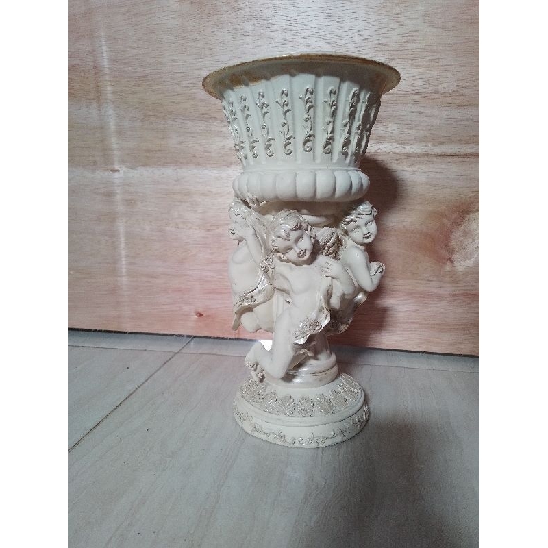 Vas Bunga Antik model Eropa