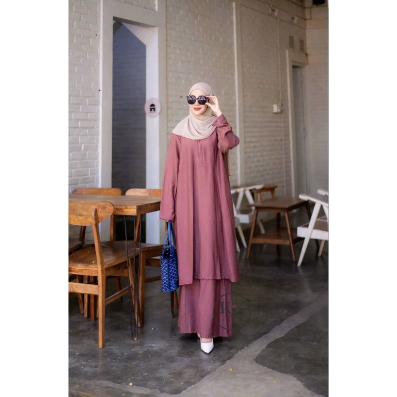 DASTER PINK