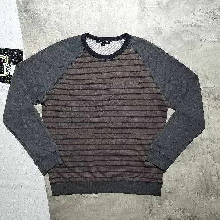 Crewneck Topten Salur