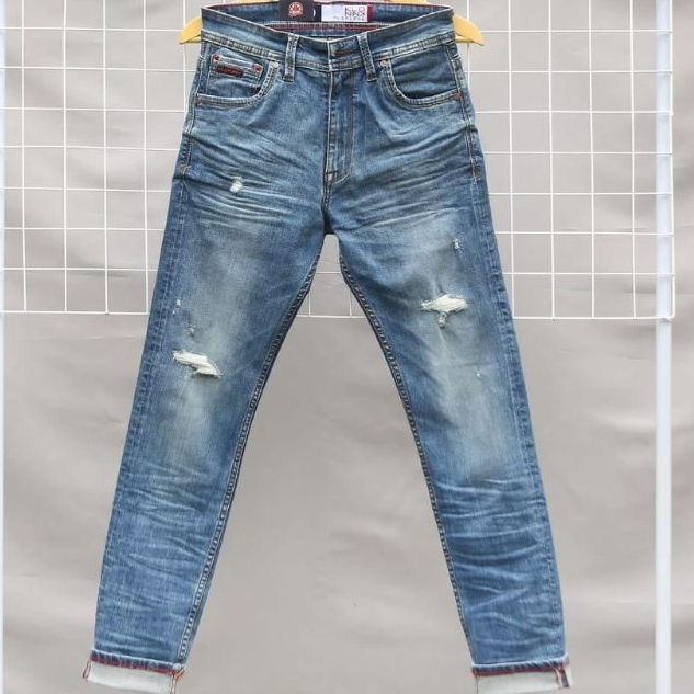 CELANA PANJANG MODEL KEKINIAN