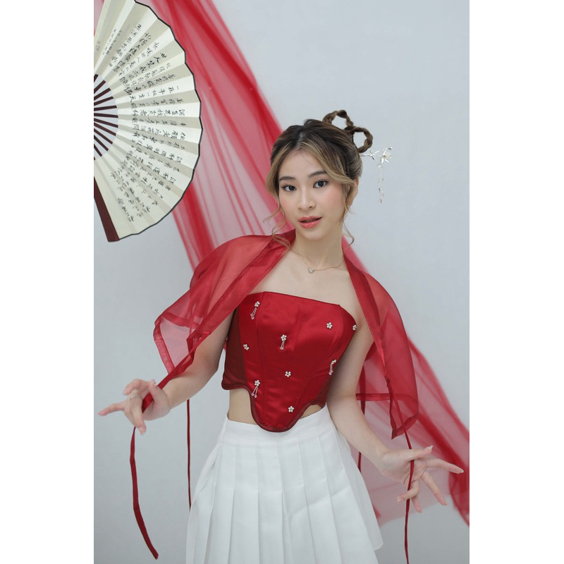 Huan Bustier