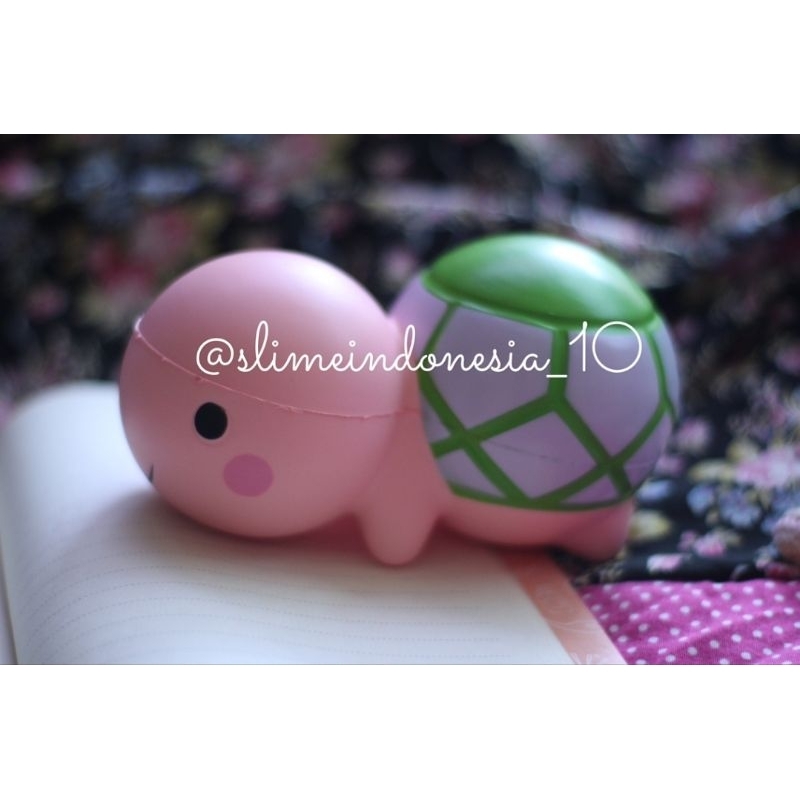 TURTLE PINK SQUISHY